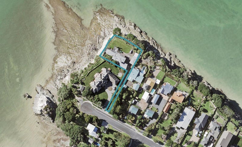 59 Pohutukawa Road, Beachlands, Auckland - Carousel 1