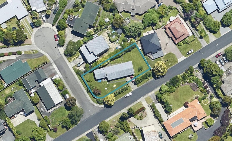 41 Grand Vue Road, Kawaha Point, Rotorua - Carousel 1