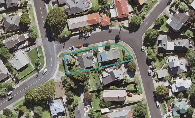 1/3 Miraka Place, Birkenhead, Auckland - Carousel 1