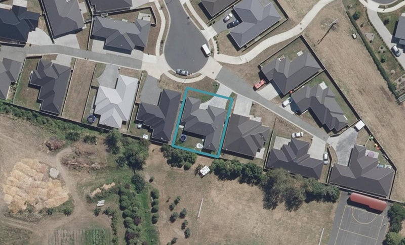 19 Oolong Court, Huntington, Hamilton - Carousel 1