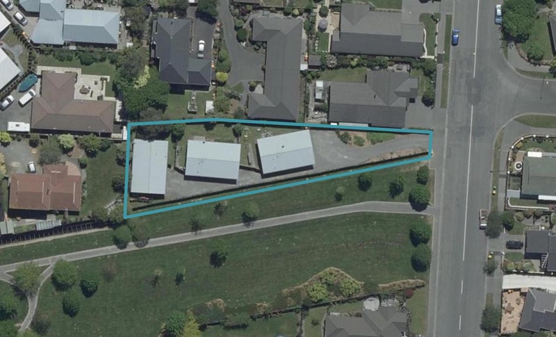 3/79 Grimseys Road, Redwood, Christchurch - Carousel 1