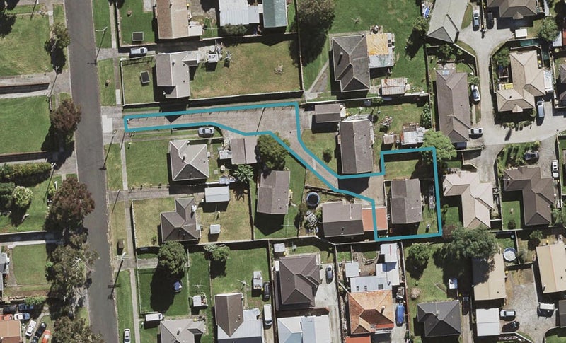 34 Margaret Road, Papatoetoe, Auckland - Carousel 1