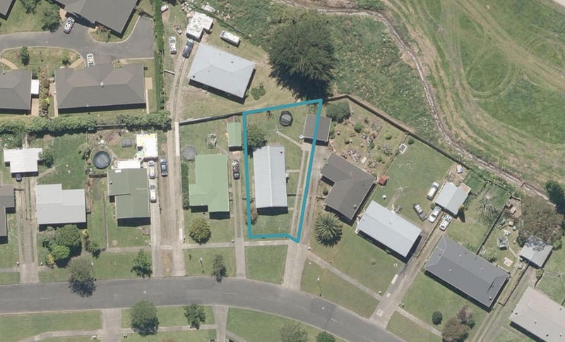 49 Hackett Street, Whanganui East, Whanganui - Carousel 1