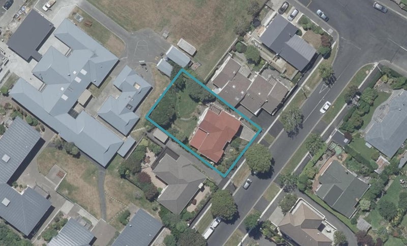 11A Grater Street, Maori Hill, Dunedin - Carousel 1