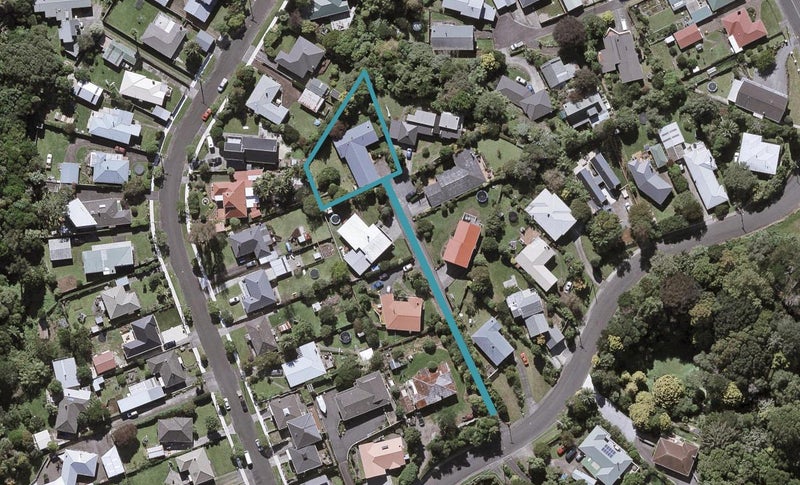 22D Doralto Road, Frankleigh Park, New Plymouth - Carousel 1