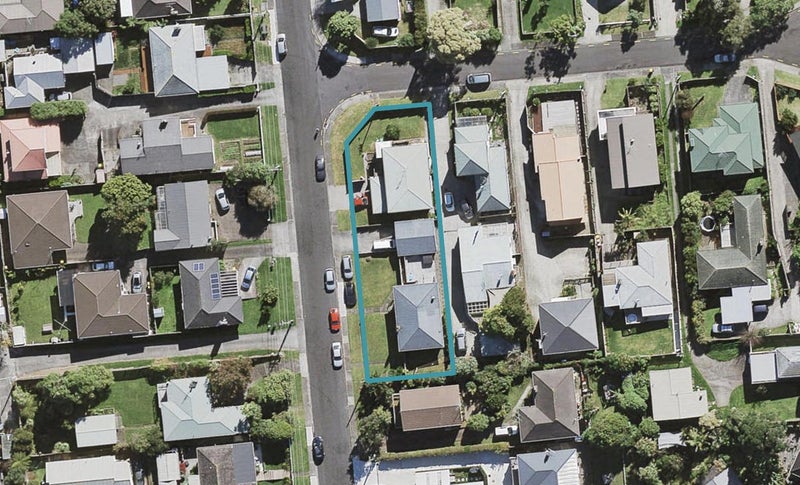 1/13 Elliott Avenue, Bayview, Auckland - Carousel 1