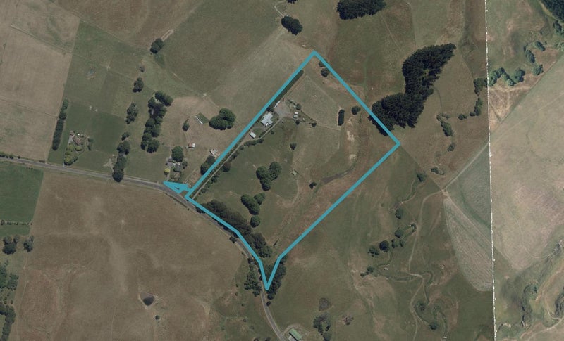 752 Mangaone Road, Halcombe, Feilding - Carousel 1