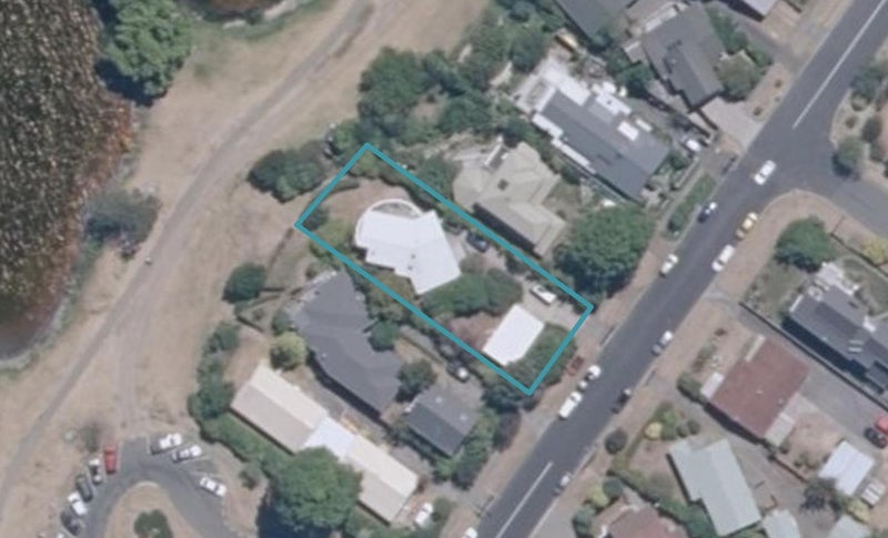 43 Rainbow Drive, Rainbow Point, Taupō - Carousel 1