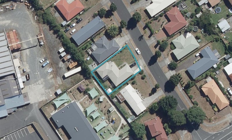 5 Catalina Drive, Melville, Hamilton - Carousel 1