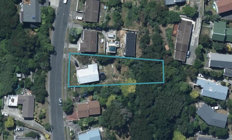 87 Leeward Drive, Whitby, Porirua - Carousel 1