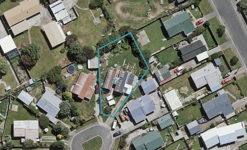 32 Avon Place, Clifton, Invercargill - Carousel 1