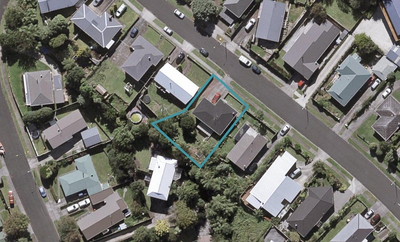 60 Oranga Street, Westown, New Plymouth - Carousel 1