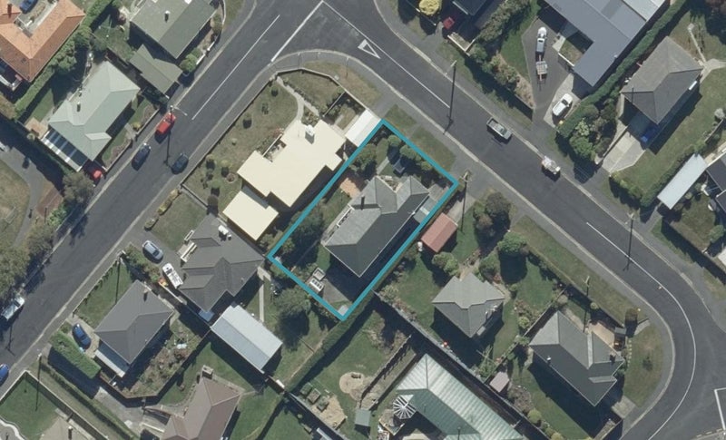 82 Dunrobin Street, Waverley, Dunedin - Carousel 1
