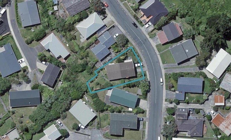 67 Baylands Drive, Newlands, Wellington - Carousel 1