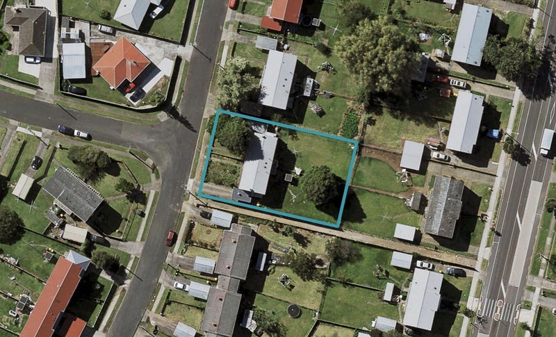7 Ivon Road, Ōtara, Auckland - Carousel 1