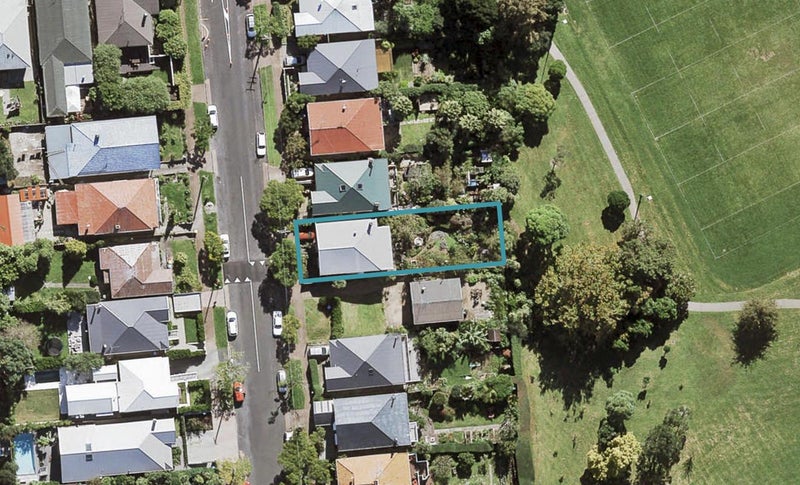 55 Dryden Street, Grey Lynn, Auckland - Carousel 1