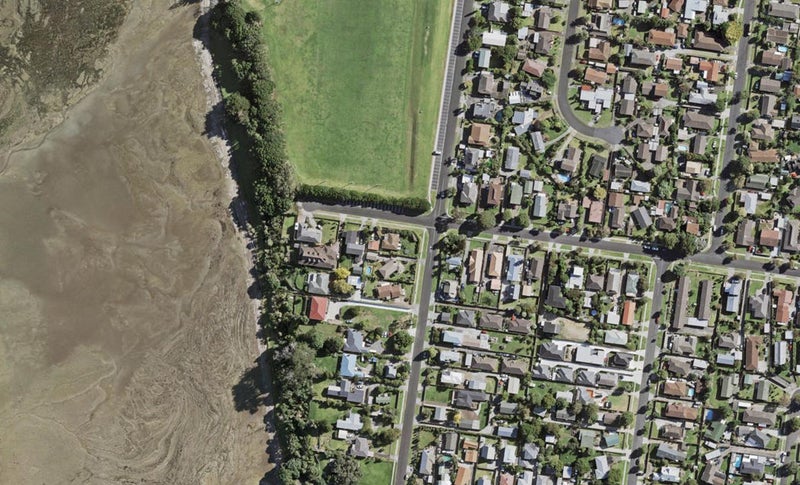54A Waimai Avenue, Weymouth, Auckland - Carousel 1