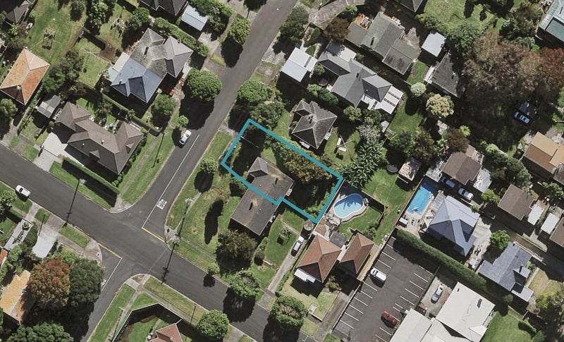 91 Paihia Road, One Tree Hill, Auckland - Carousel 1
