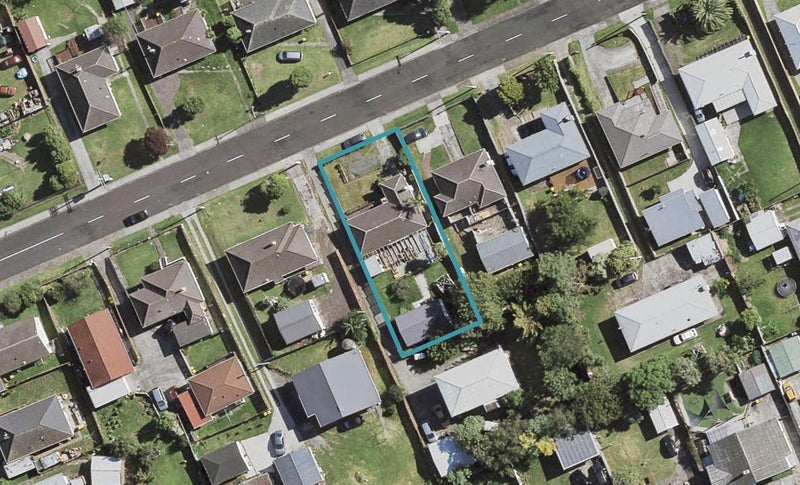 32 Hooks Road, Manurewa, Auckland - Carousel 1