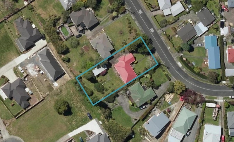 13 Denby Crescent, Tikipunga, Whangarei - Carousel 1