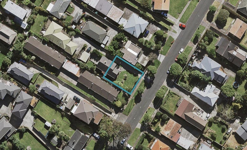 74C Paihia Road, One Tree Hill, Auckland - Carousel 1