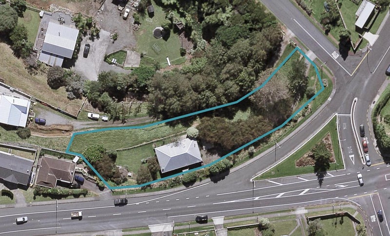 1 Squire Place, Blagdon, New Plymouth - Carousel 1