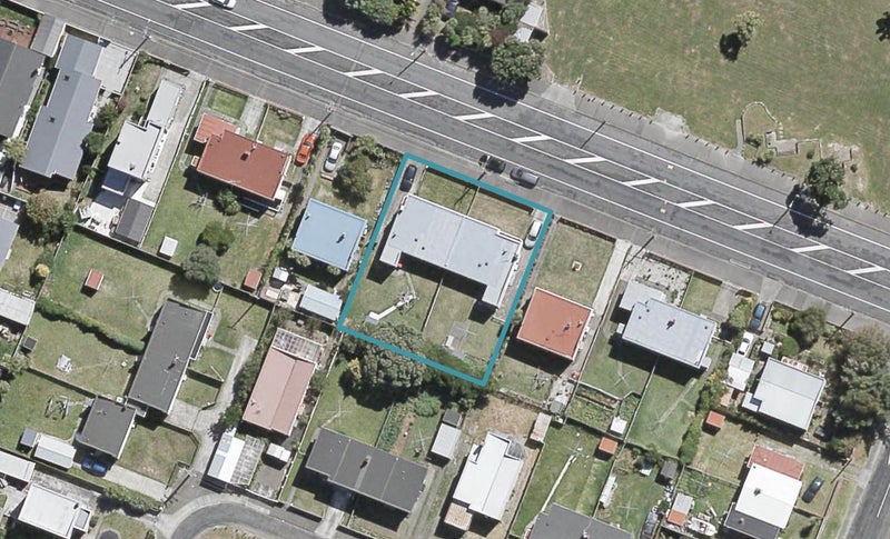 462/460 Jackson Street, Petone, Lower Hutt - Carousel 1