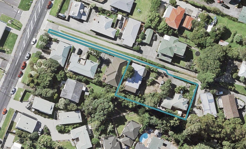 1/216 Moore Street, Howick, Auckland - Carousel 1