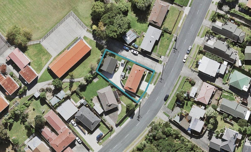 142 Colwill Road, Massey, Auckland - Carousel 1