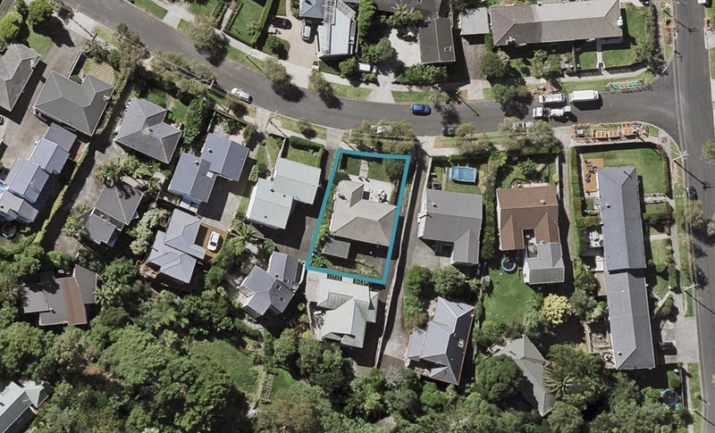 25 Appleyard Crescent, Meadowbank, Auckland - Carousel 1