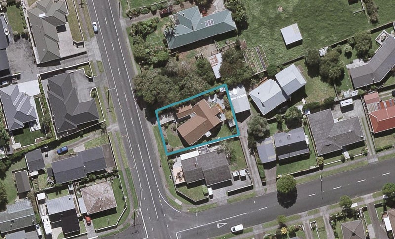 25 Barrett Road, Whalers Gate, New Plymouth - Carousel 1