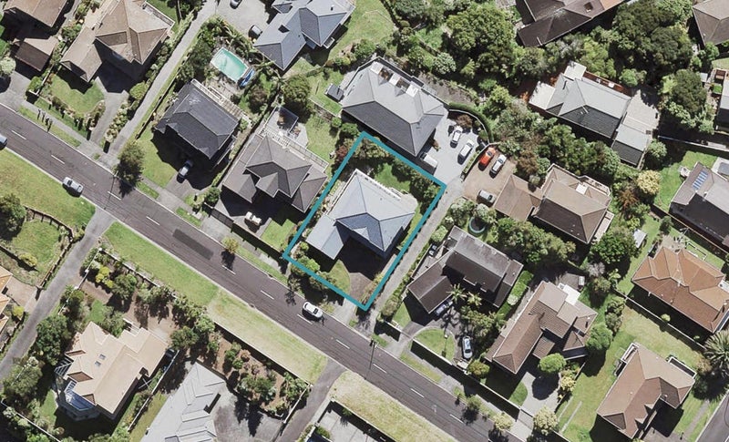 86 Onetaunga Road, Chatswood, Auckland - Carousel 1