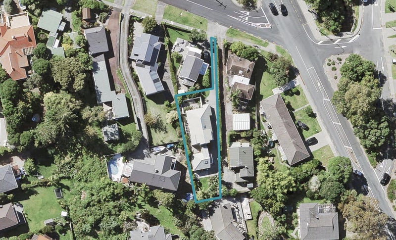 2/2 Park Rise, Campbells Bay, Auckland - Carousel 1