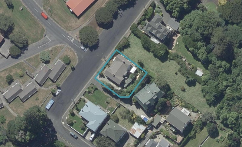 44 Helensburgh Road, Halfway Bush, Dunedin - Carousel 1