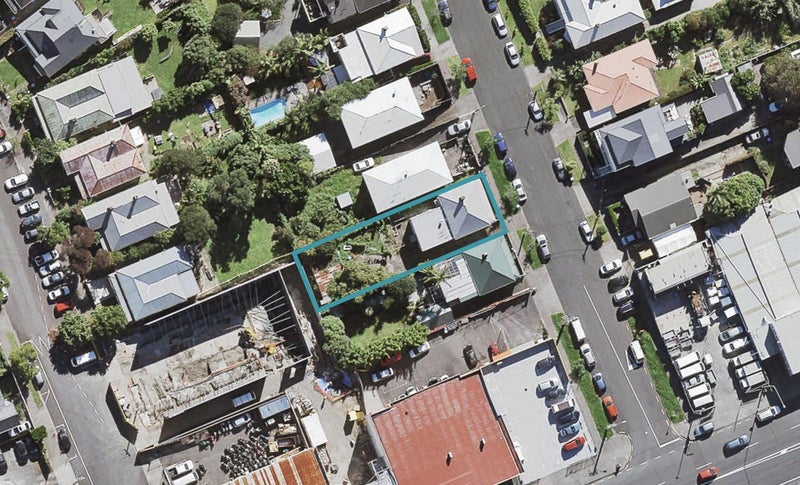 4 Beaconsfield Street, Grey Lynn, Auckland - Carousel 1