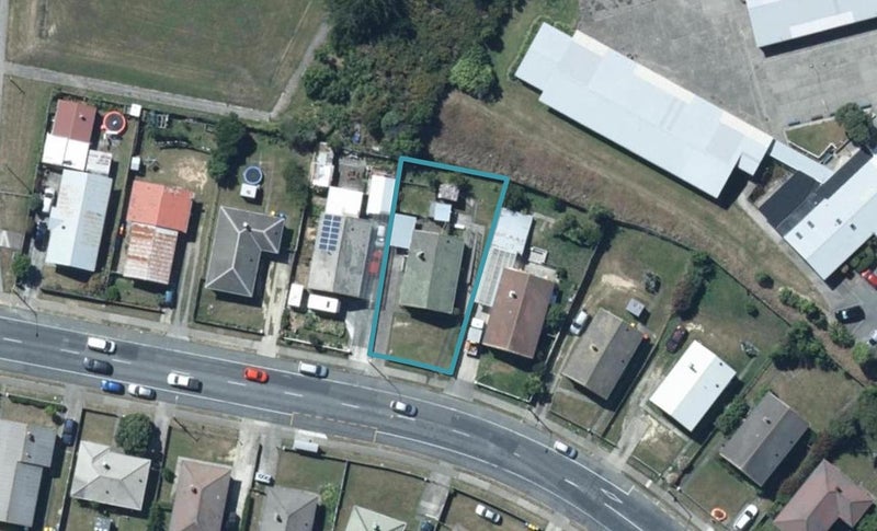 382 Warspite Avenue, Waitangirua, Porirua - Carousel 1