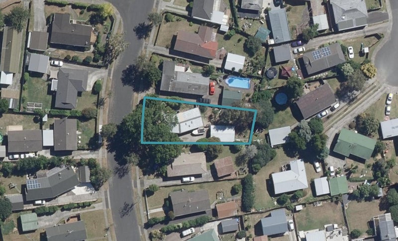 14 Manuka Street, Pukete, Hamilton - Carousel 1