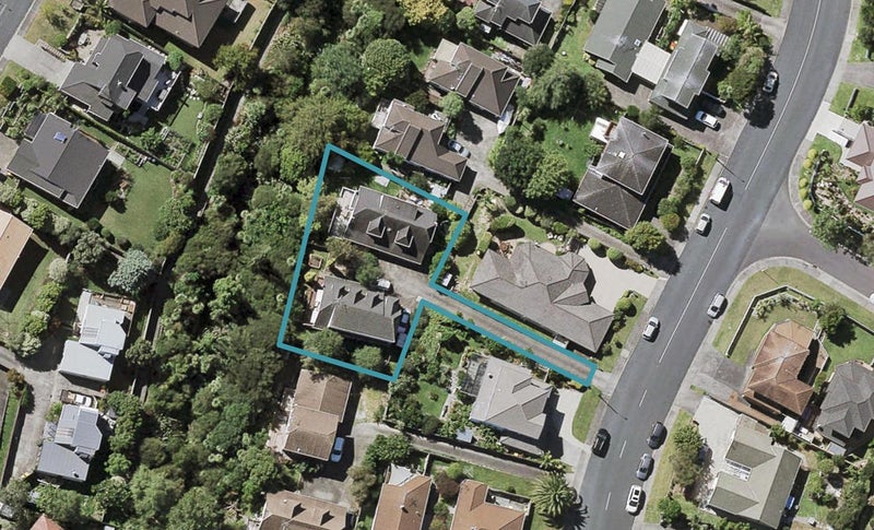 1/22 Centorian Drive, Windsor Park, Auckland - Carousel 1