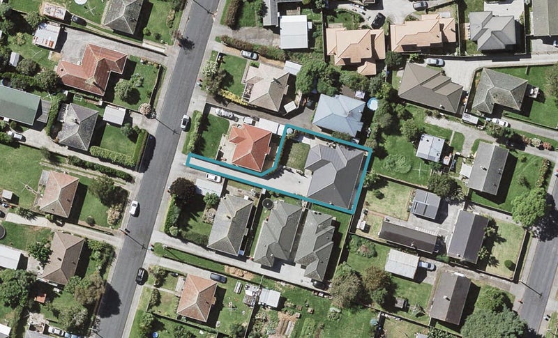 8A Coral Crescent, Panmure, Auckland - Carousel 1