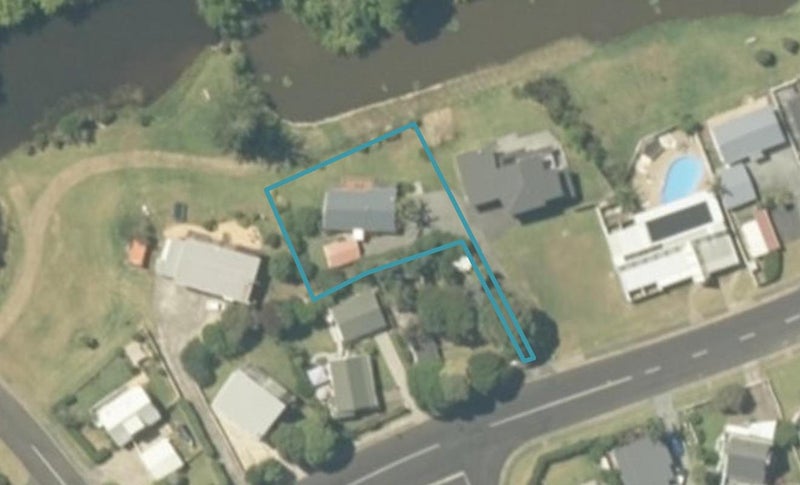 209 Onemana Drive, Onemana, Whangamatā - Carousel 1