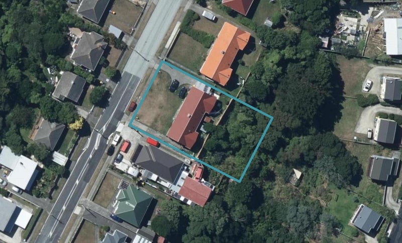 42 Jillett Street, Titahi Bay, Porirua - Carousel 1