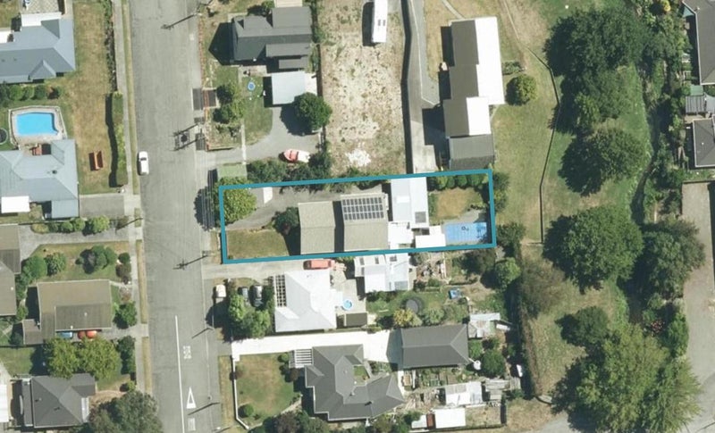 6 Curry Street, Mayfield, Blenheim - Carousel 1