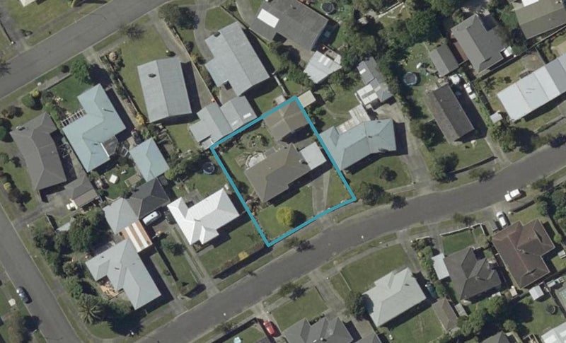 37 Paisley Street, Awapuni, Palmerston North - Carousel 1