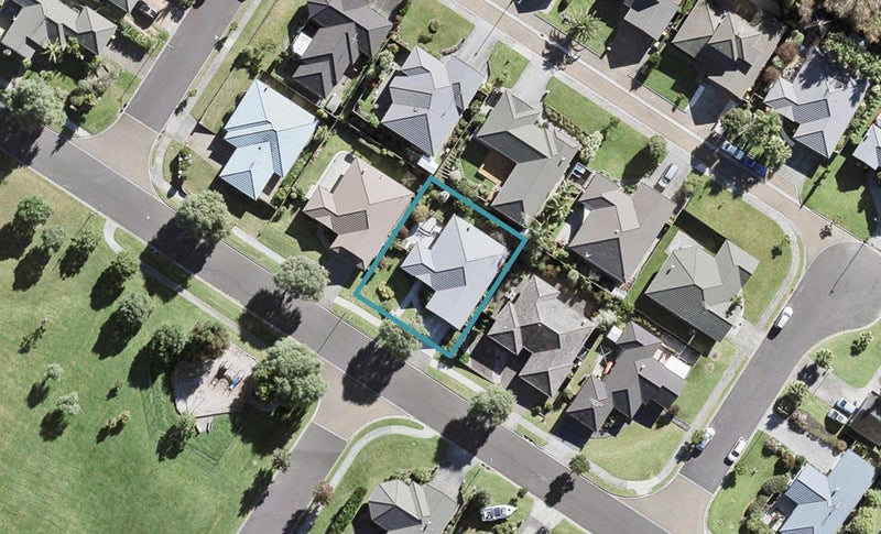81 Nimstedt Avenue, Oteha, Auckland - Carousel 1