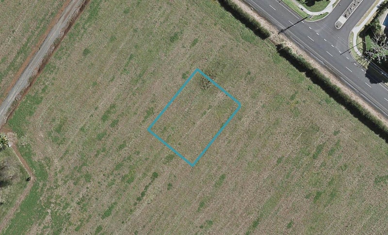 17 Trevor McMiken Drive, Patumahoe, Pukekohe - Carousel 1