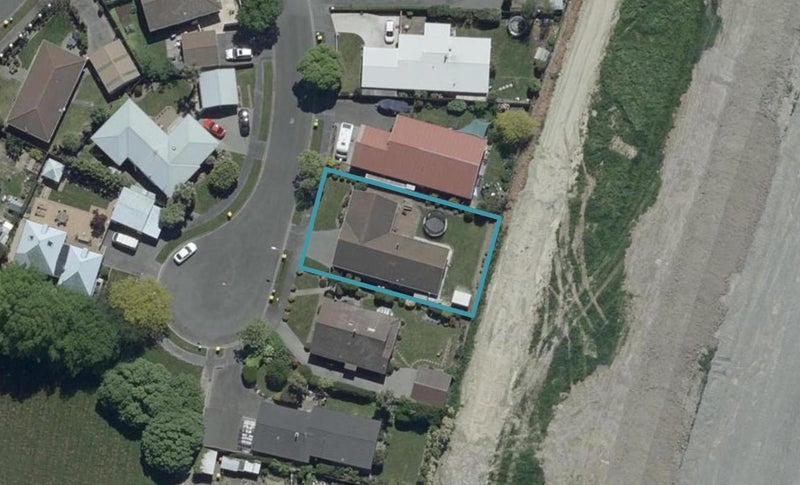 23 Sonning Place, Redwood, Christchurch - Carousel 1