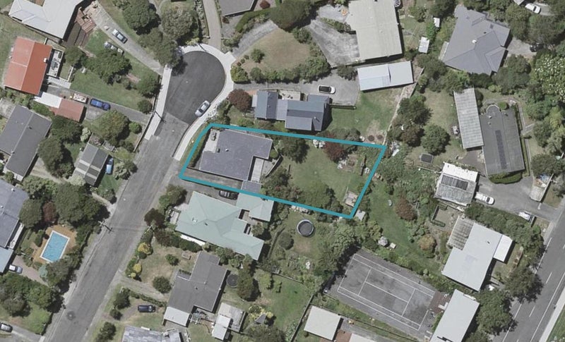 21 Grange Park Avenue, Raumati South, Paraparaumu - Carousel 1