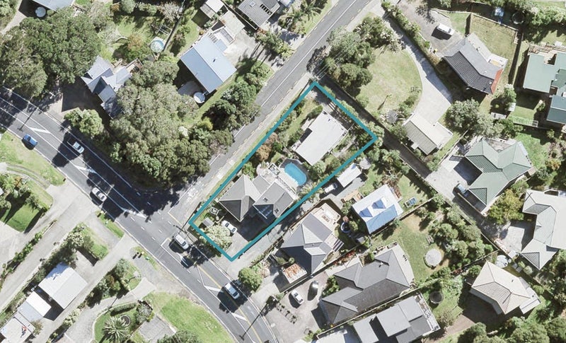 460 Whangaparaoa Road, Stanmore Bay, Whangaparaoa - Carousel 1