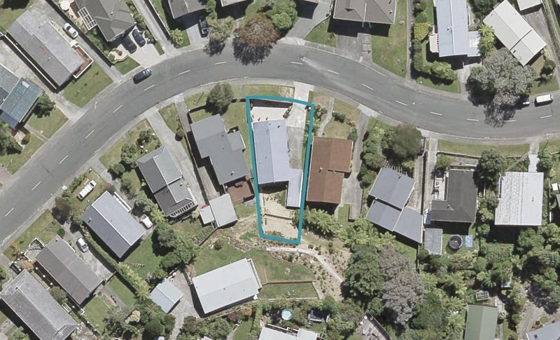 29 Redvers Drive, Belmont, Lower Hutt - Carousel 1