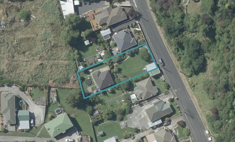 29 Quarry Road, Green Island, Dunedin - Carousel 1